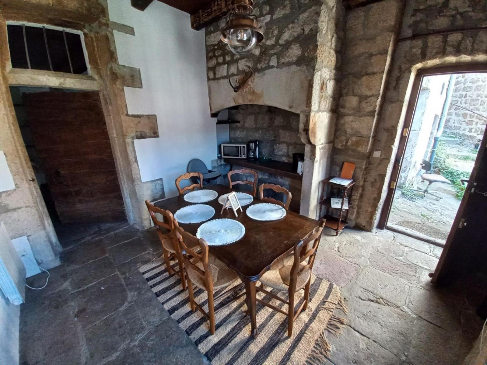 Appartement Atypique Largentiere Luaran gambar