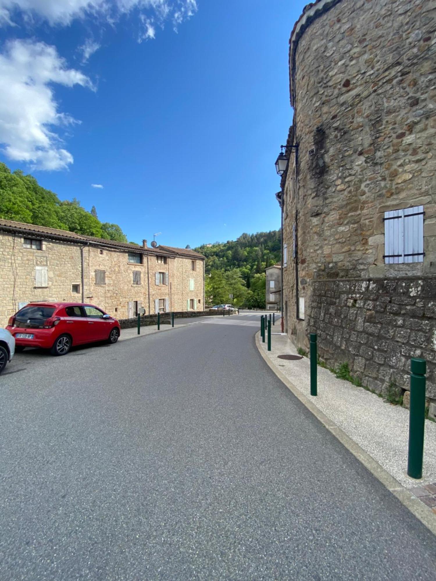 Appartement Atypique Largentiere Luaran gambar